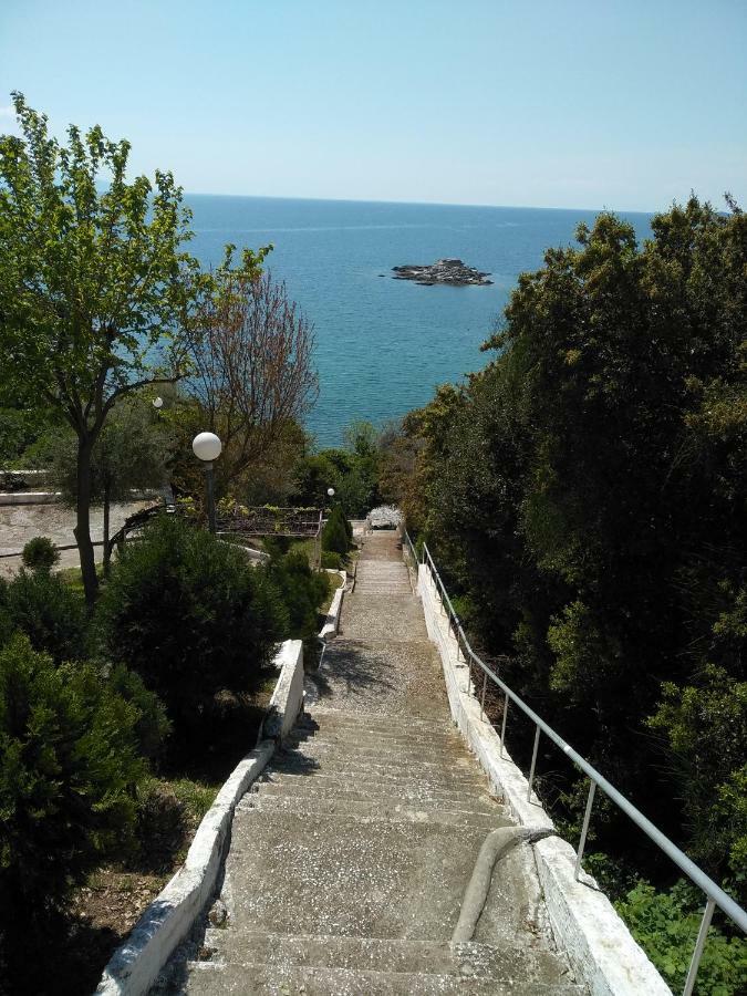 Apartamento Absolut View PalaiónTsiflíkion Exterior foto